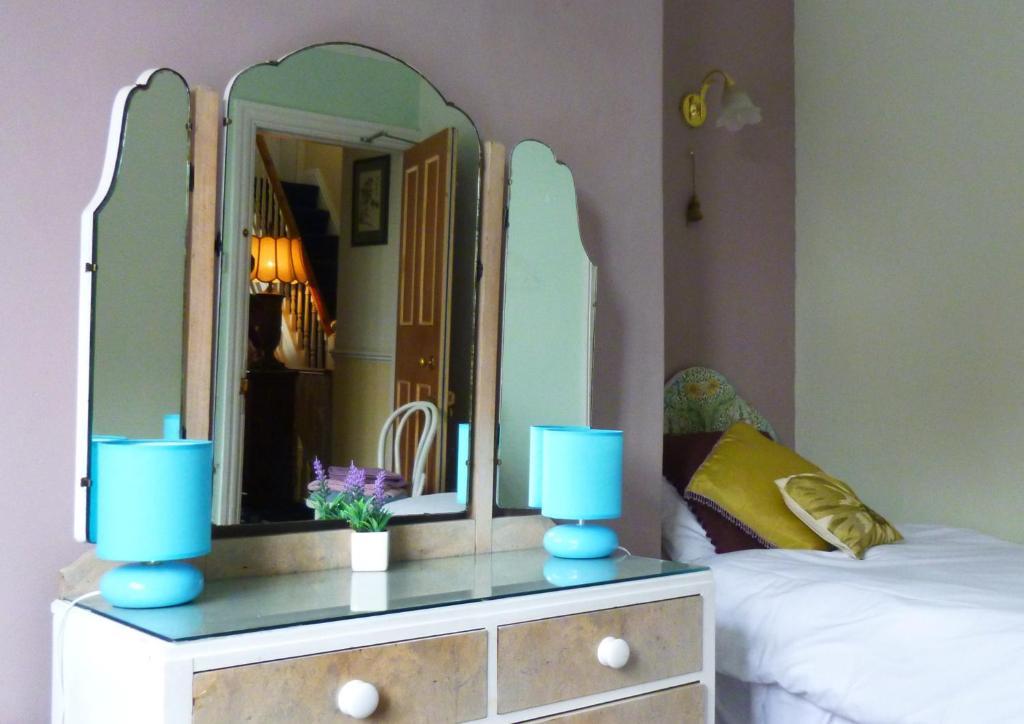 Dunsandles Guesthouse Уолъси Стая снимка